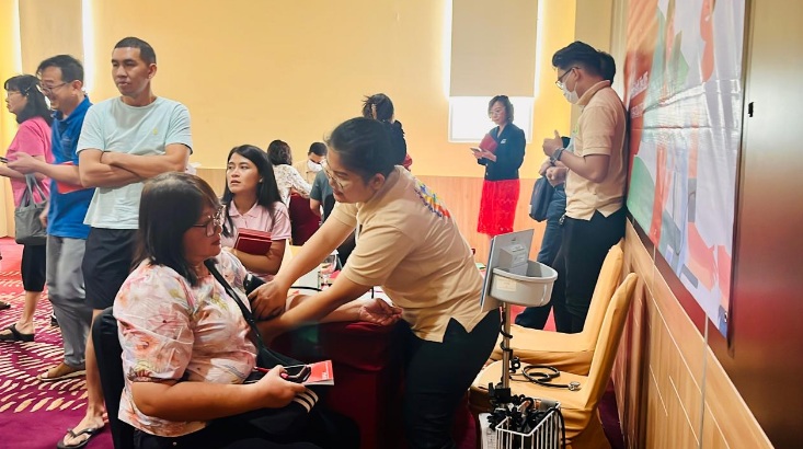 HUT ke-17, Generali Indonesia gelar pemeriksaan kesehatan bagi masyarakat di Papua HUT ke-17, Generali Indonesia gelar pemeriksaan kesehatan bagi masyarakat di Papua