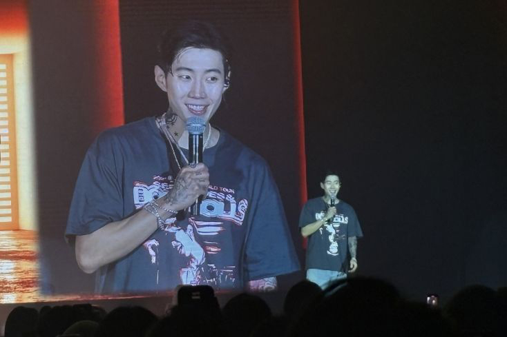 Jay Park tutup konser bawakan Who You Jay Park tutup konser bawakan Who You