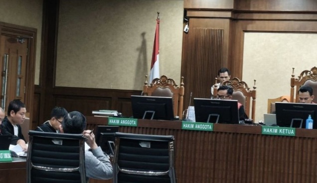 Tom Lembong dituntut 7 tahun penjara pada kasus korupsi importasi gula Tom Lembong dituntut 7 tahun penjara pada kasus korupsi importasi gula