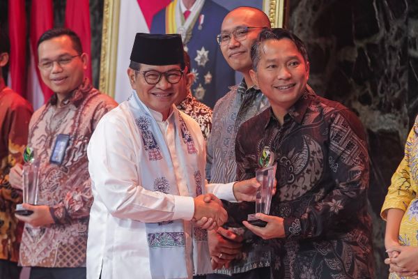 PLN UID Jakarta Raya raih dua penghargaan ajang DKJ Awards 2025