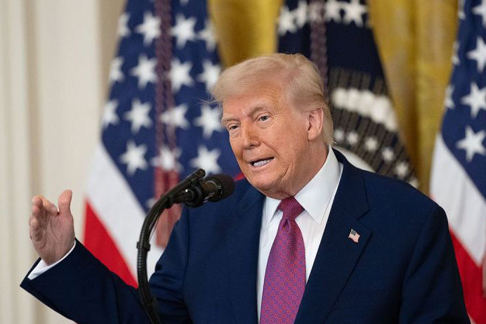 Trump umumkan Jepang akan bayar tarif 15% Trump umumkan Jepang akan bayar tarif 15%