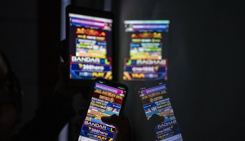 Kemkomdigi buat daftar hitam rekening untuk cegah transaksi judol Kemkomdigi buat daftar hitam rekening untuk cegah transaksi judol