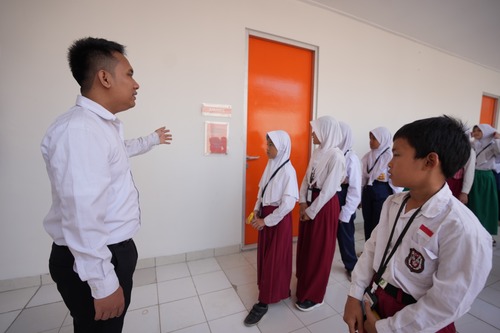 Uji coba Sekolah Rakyat: pola tidur dan ibadah siswa diatur