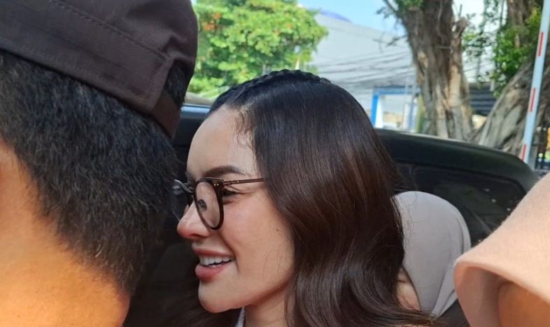 Nikita Mirzani hadiri sidang pemeriksaan saksi di PN Jaksel Nikita Mirzani hadiri sidang pemeriksaan saksi di PN Jaksel