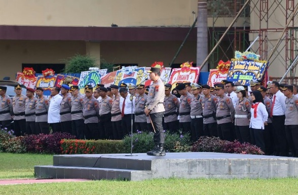 Kapolda Sulut apresiasi pelaksanaan Hari Bhayangkara ke-79 berjalan lancar Kapolda Sulut apresiasi pelaksanaan Hari Bhayangkara ke-79 berjalan lancar