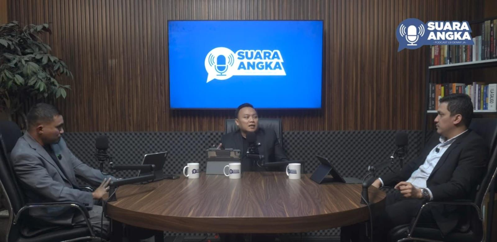 Podcast LSI Denny JA ungkap kejutan: Kejagung lampaui KPK dan Polri dalam kepercayaan publik Podcast LSI Denny JA ungkap kejutan: Kejagung lampaui KPK dan Polri dalam kepercayaan publik