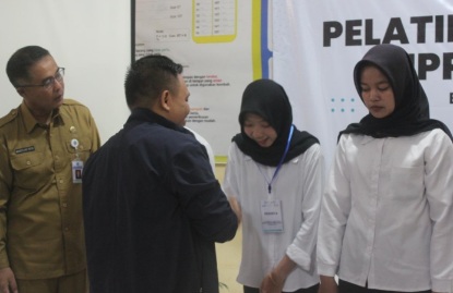 Ikuti Program Jaga Berdaya - Amal Vokasi, Fitriyani nikmati pekerjaan baru Ikuti Program Jaga Berdaya - Amal Vokasi, Fitriyani nikmati pekerjaan baru