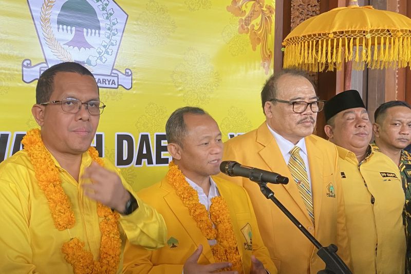 DPR usul tingkatkan impor migas Amerika buat nego tarif Trump DPR usul tingkatkan impor migas Amerika buat nego tarif Trump