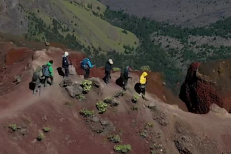 Investor hilang, pembangunan kereta gantung ke Gunung Rinjani dibatalkan Investor hilang, pembangunan kereta gantung ke Gunung Rinjani dibatalkan