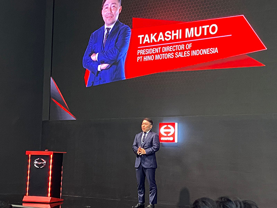 Hino luncurkan Hino300 Series 136 MDLR di GIIAS 2025
