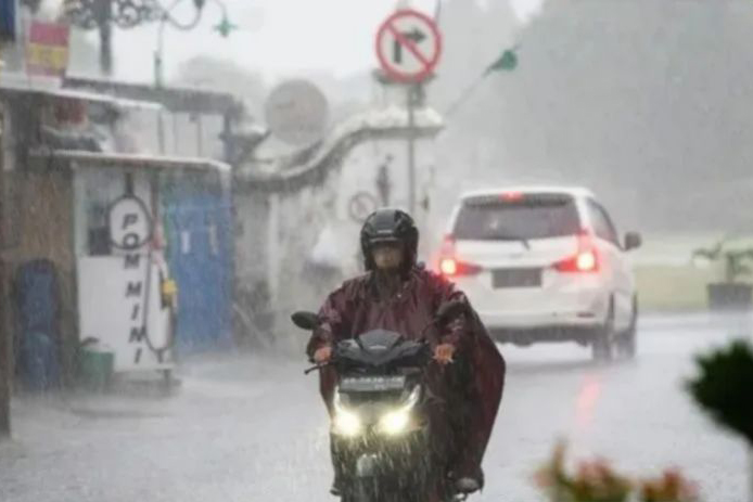 Mayoritas kota besar diperkirakan hujan hingga berawan pada Rabu Mayoritas kota besar diperkirakan hujan hingga berawan pada Rabu
