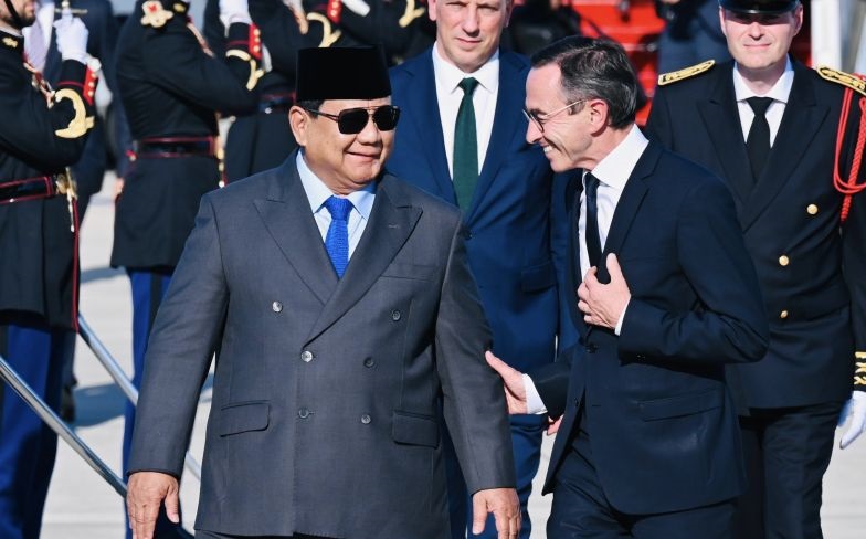 Presiden Prabowo tiba di Paris untuk hadiri parade Bastille Day Presiden Prabowo tiba di Paris untuk hadiri parade Bastille Day