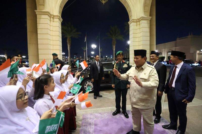 Prabowo disambut antusias diaspora di Jeddah