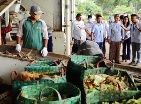 Atasi sampah organik 370 rumah makan di Kudus, Djarum Oasis olah jadi kompos Atasi sampah organik 370 rumah makan di Kudus, Djarum Oasis olah jadi kompos