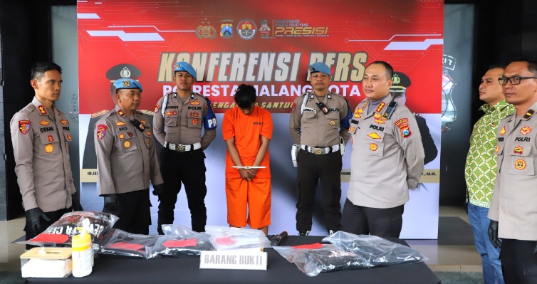 Terlibat cekcok, warga Blimbing tusuk pendekar Terlibat cekcok, warga Blimbing tusuk pendekar