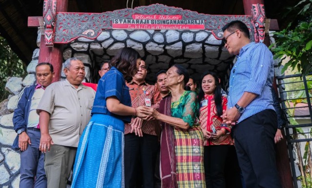Pemerintah optimalkan pemanfaatan potensi wisata di sekitar Danau Toba Pemerintah optimalkan pemanfaatan potensi wisata di sekitar Danau Toba