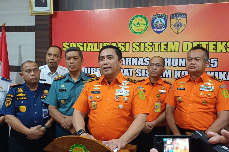 Basarnas minta para pemilik kapal registrasi EPIRB Basarnas minta para pemilik kapal registrasi EPIRB