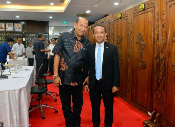 Di hadapan Bahlil, Bupati Langkat dukung legalitas sumur minyak rakyat Di hadapan Bahlil, Bupati Langkat dukung legalitas sumur minyak rakyat