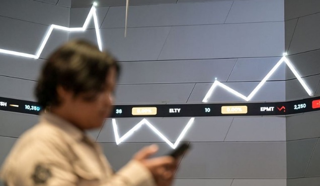 IHSG ditutup menguat di tengah wait and see suku bunga The Fed