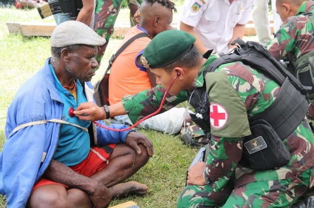 TNI tegaskan guru dan nakes di Yahukimo profesional, tak terlibat Satgas TNI TNI tegaskan guru dan nakes di Yahukimo profesional, tak terlibat Satgas TNI