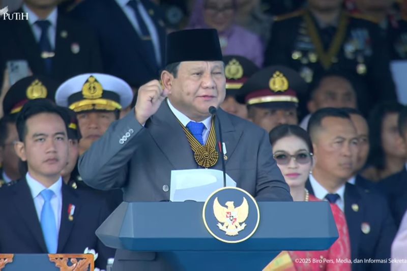 Presiden Prabowo: Jadilah polisi yang dicintai rakyat