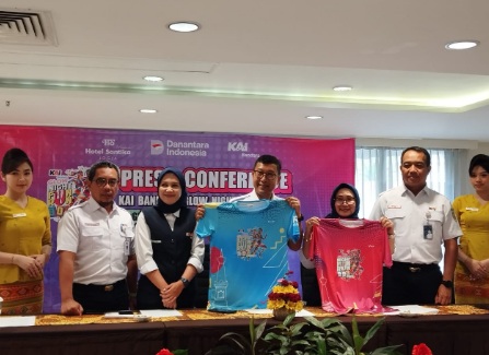 Promosikan wisata Yogyakarta, KAI Bandara gelar Glow Night Fun Run 90s Promosikan wisata Yogyakarta, KAI Bandara gelar Glow Night Fun Run 90s