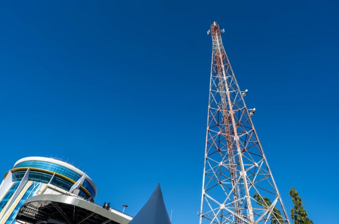 Indosat Ooredoo Hutchison pertahankan profitabilitas dan perkuat fondasi bisnis Indosat Ooredoo Hutchison pertahankan profitabilitas dan perkuat fondasi bisnisÂ