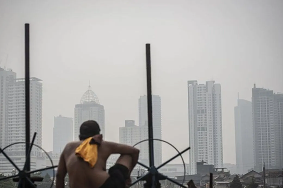 Kamis pagi, kualitas udara Jakarta tak sehat bagi kelompok sensitif Kamis pagi, kualitas udara Jakarta tak sehat bagi kelompok sensitif