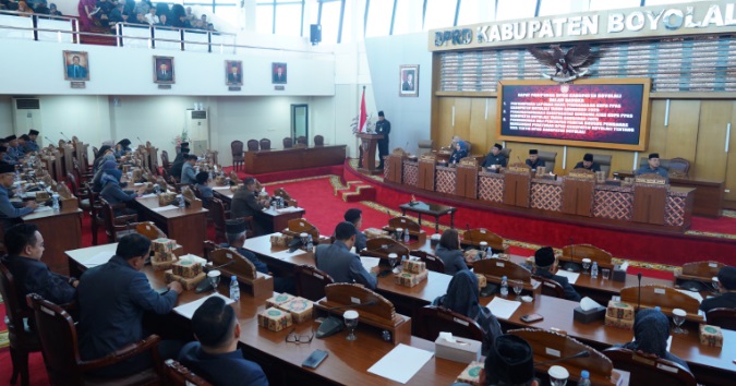 Sidang Paripurna DPRD Boyolali bahas KUPA PPAS Tahun 2025 Sidang Paripurna DPRD Boyolali bahas KUPA PPAS Tahun 2025