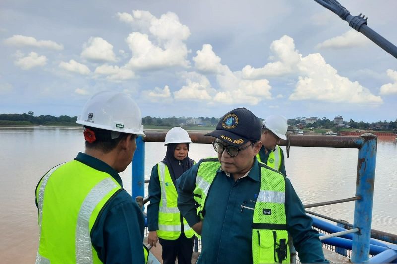 Perumda Tirta Mayang Jambi imbau warga berhemat gunakan air Perumda Tirta Mayang Jambi imbau warga berhemat gunakan air