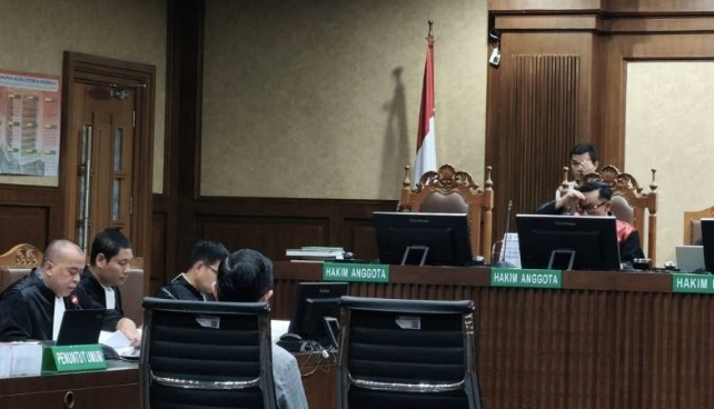 Jaksa sebut iPad dan laptop Tom Lembong sudah seharusnya dimusnahkan Jaksa sebut iPad dan laptop Tom Lembong sudah seharusnya dimusnahkan