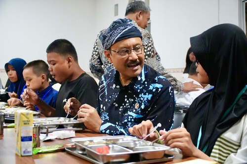 Gus Ipul dengar kisah haru dan harapan siswa Sekolah Rakyat