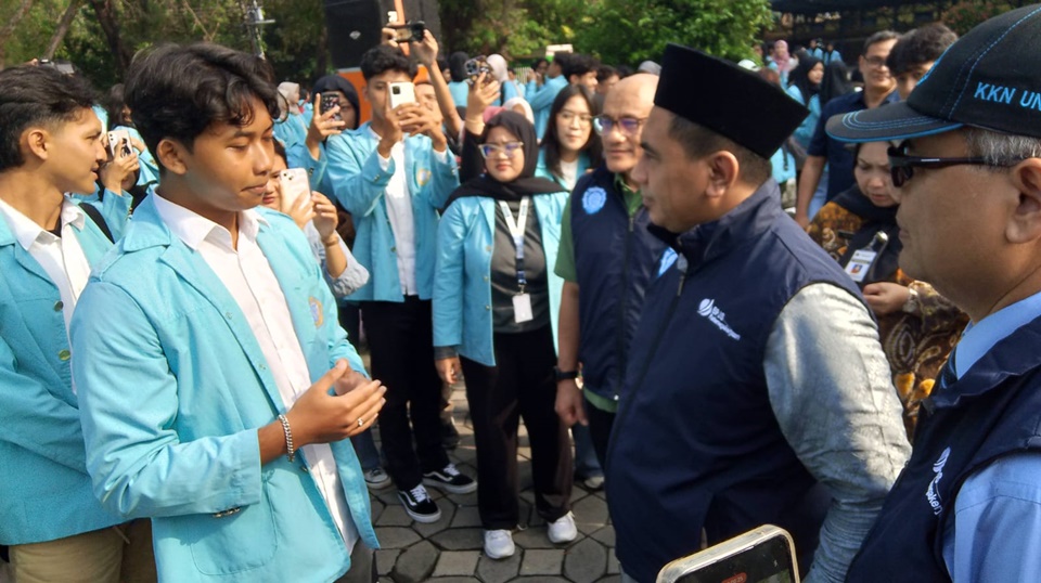 Wagub Jateng lepas ribuan mahasiswa KKN UNS, dorong kolaborasi entaskan kemiskinan
