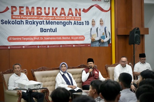 Gus Ipul senang Siswa SRMA 19 Bantul rukun meski beda agama