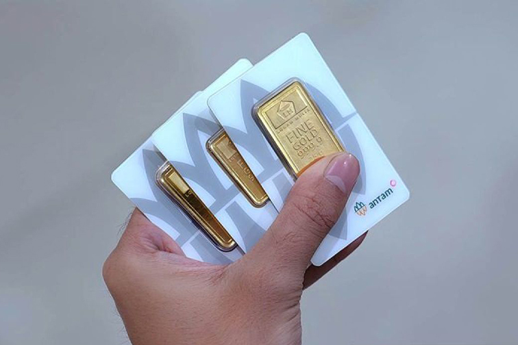 Harga emas Antam hari ini kembali ke angka Rp1,906 juta per gram