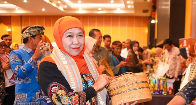 KPK ungkap Gubernur Jatim Khofifah didalami soal APBD untuk dana hibah KPK ungkap Gubernur Jatim Khofifah didalami soal APBD untuk dana hibah