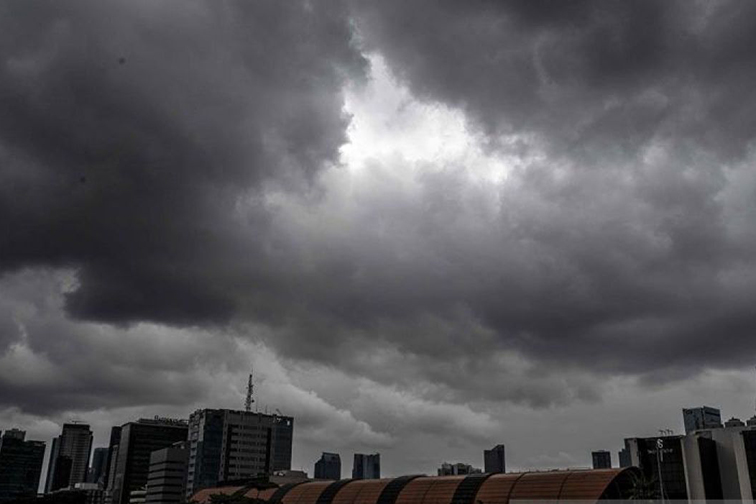 Jakarta Selatan dan Jakarta Timur diprakirakan hujan Kamis sore Jakarta Selatan dan Jakarta Timur diprakirakan hujan Kamis sore