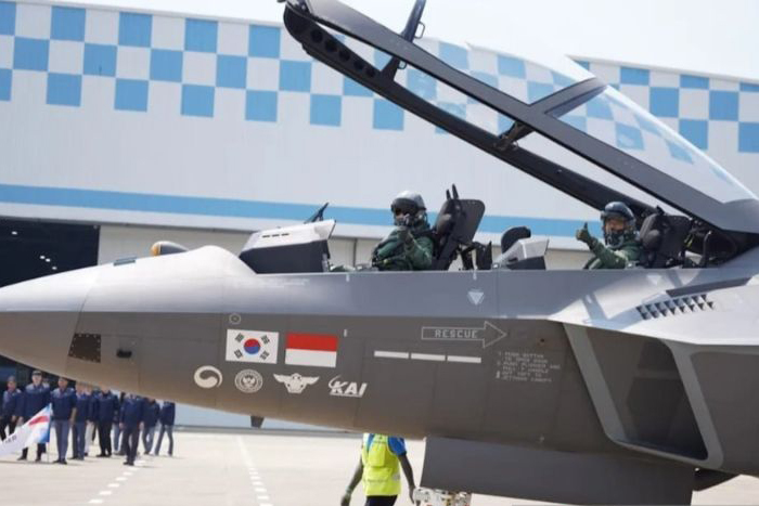 Pilot TNI AU dan Korea Selatan uji coba pesawat tempur Boramae Pilot TNI AU dan Korea Selatan uji coba pesawat tempur Boramae