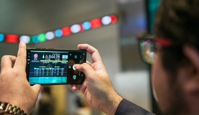 IHSG ditutup melemah seiring pasar cermati sikap Trump ke The Fed IHSG ditutup melemah seiring pasar cermati sikap Trump ke The Fed