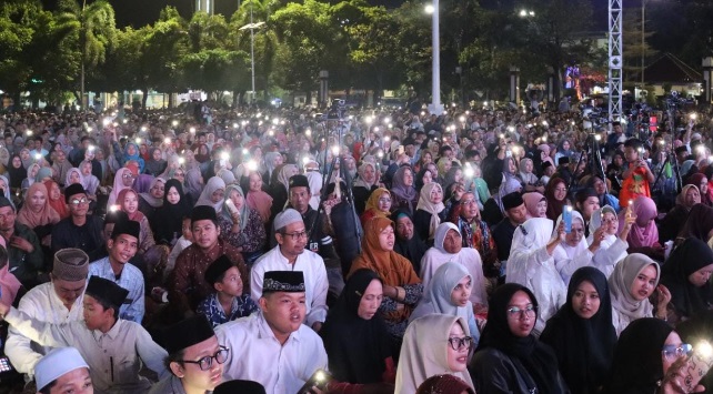 Peringati Hari Bhayangkara ke-79, Polres Kudus gelar pengajian umum  Peringati Hari Bhayangkara ke-79, Polres Kudus gelar pengajian umum Â