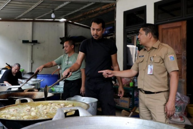 Hujan lebat akibatkan enam RT di Jaksel dan Jakbar terendam banjir Hujan lebat akibatkan enam RT di Jaksel dan Jakbar terendam banjir