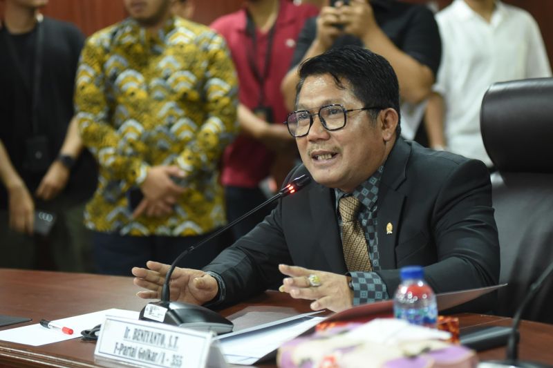 DPR: Pengawasan digital-regulasi kuat kunci atasi tambang ilegal DPR: Pengawasan digital-regulasi kuat kunci atasi tambang ilegal