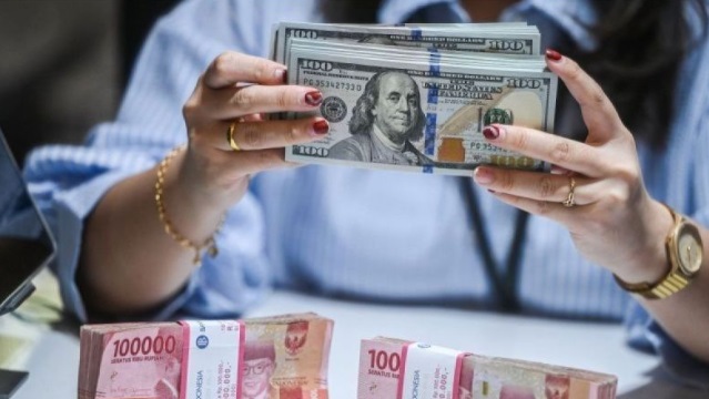 Rupiah menguat karena respons positif pasar atas negosiasi tarif RI-AS Rupiah menguat karena respons positif pasar atas negosiasi tarif RI-AS