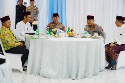 Kapolri kunjungi Ustaz Abdul Somad, jadi awal persaudaraan