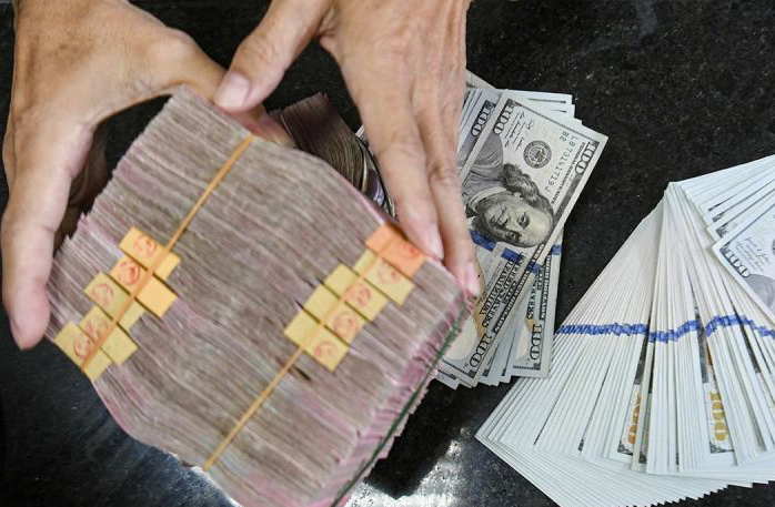 Rupiah pada Selasa pagi melemah jadi Rp16.273 per dolar AS Rupiah pada Selasa pagi melemah jadi Rp16.273 per dolar AS