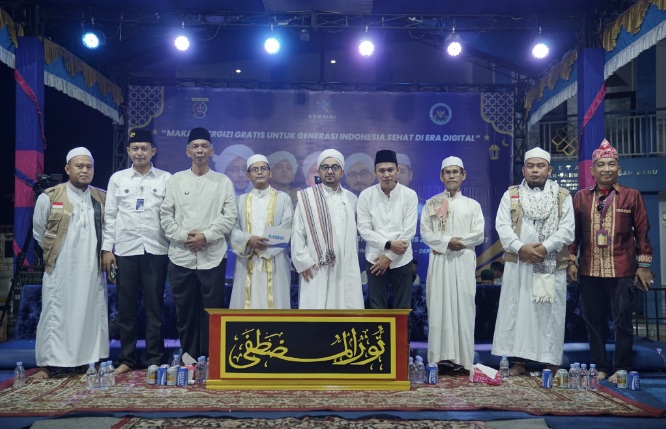 Perkuat MBG dan PP TUNAS, Komdigi gelar Tabligh Akbar untuk generasi sehat di era digital Perkuat MBG dan PP TUNAS, Komdigi gelar Tabligh Akbar untuk generasi sehat di era digital