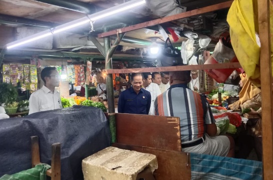 Pengelolaan sampah di pasar tradisional bukan sekadar wacana Pengelolaan sampah di pasar tradisional bukan sekadar wacana