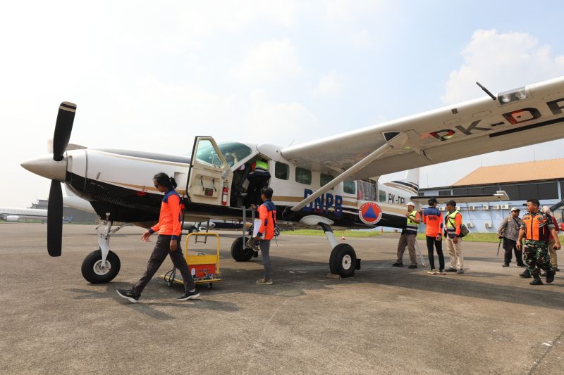 BNPB: Operasi modifikasi cuaca tekan intensitas hujan Jabodetabek BNPB: Operasi modifikasi cuaca tekan intensitas hujan Jabodetabek