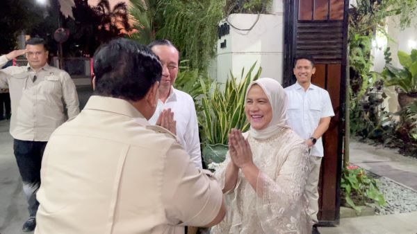 Prabowo sambangi Jokowi, ceritakan perjalanan negosiasi hingga tuntaskan CEPA Prabowo sambangi Jokowi, ceritakan perjalanan negosiasi hingga tuntaskan CEPA
