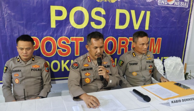 Tim DVI Polda Sulut berhasil identifikasi tiga jenazah korban KM Barcelona V- A Tim DVI Polda Sulut berhasil identifikasi tiga jenazah korban KM Barcelona V- A